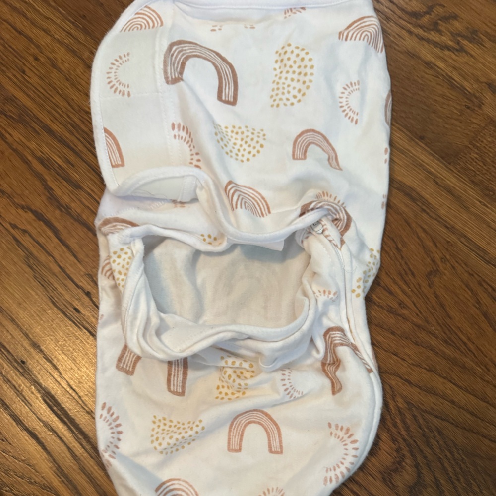 Set of 8 infant swaddles/swaddle blankets - Halo, Happiest Baby, Ollie, & more - Picture 9 of 16